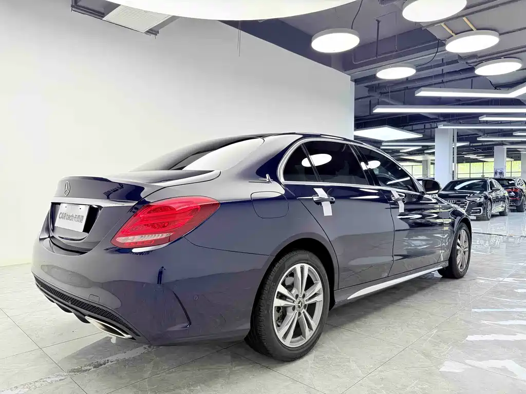 Mercedes-Benz C-Class 2018