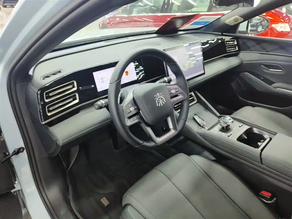 BYD Qin L 2025 — фото 10
