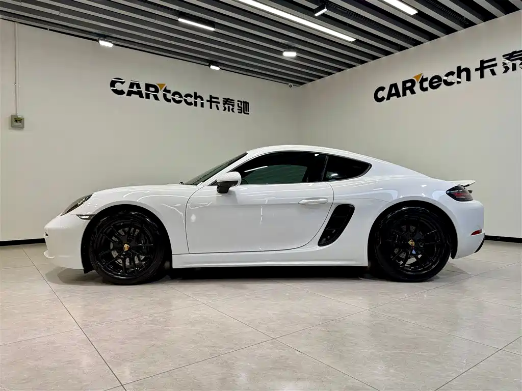Porsche 718 2021 — фото 5