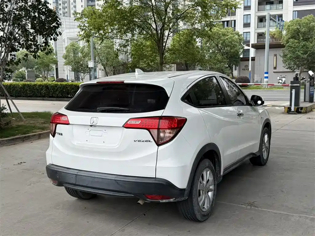 Honda Vezel 2016 — фото 7