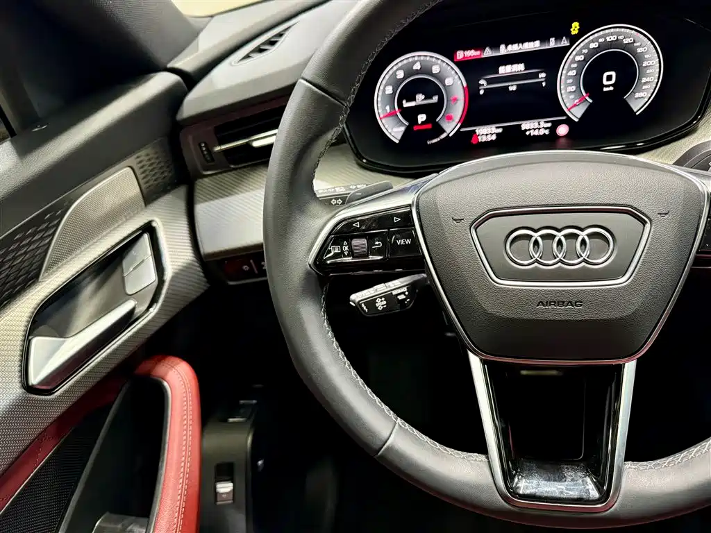Audi Q6 2023 — фото 22