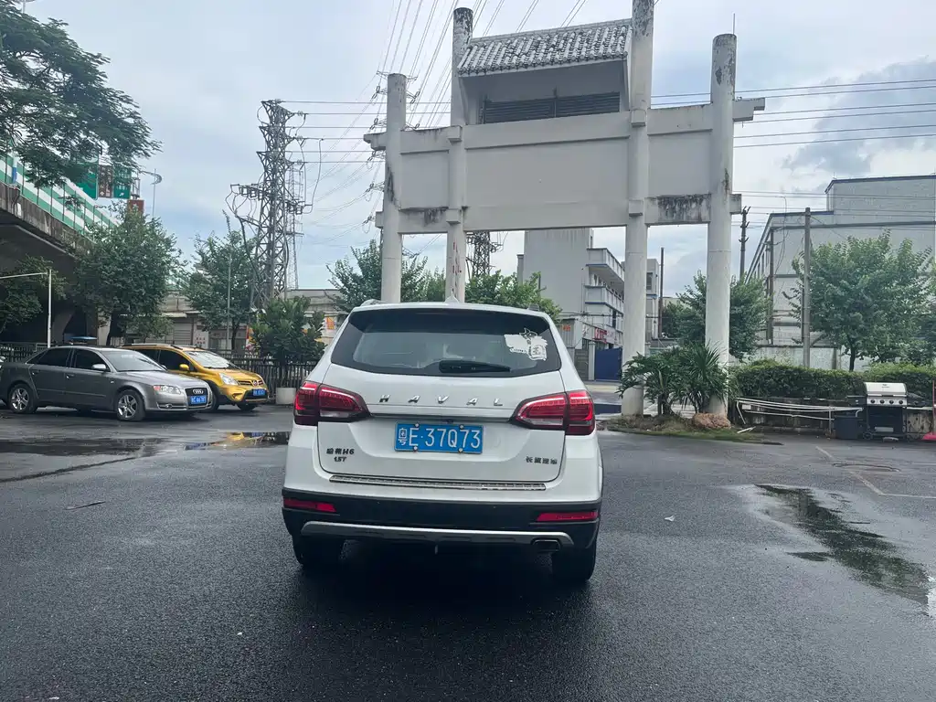 Haval H6 2015 — фото 8