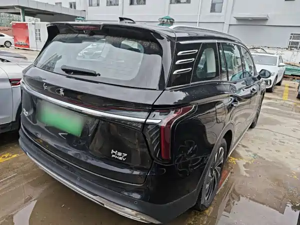Hongqi HS7 PHEV 2024