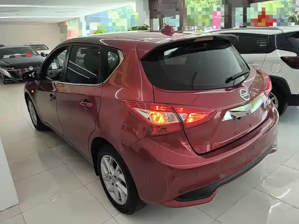 Nissan Tiida 2022