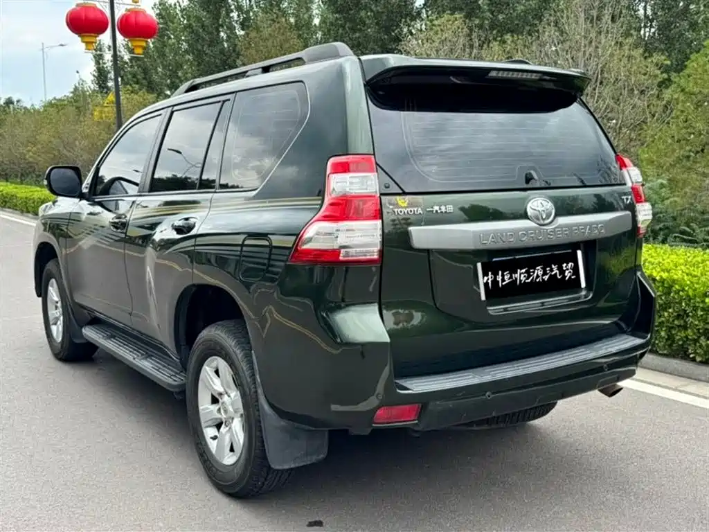 Toyota Prado 2015 — фото 16