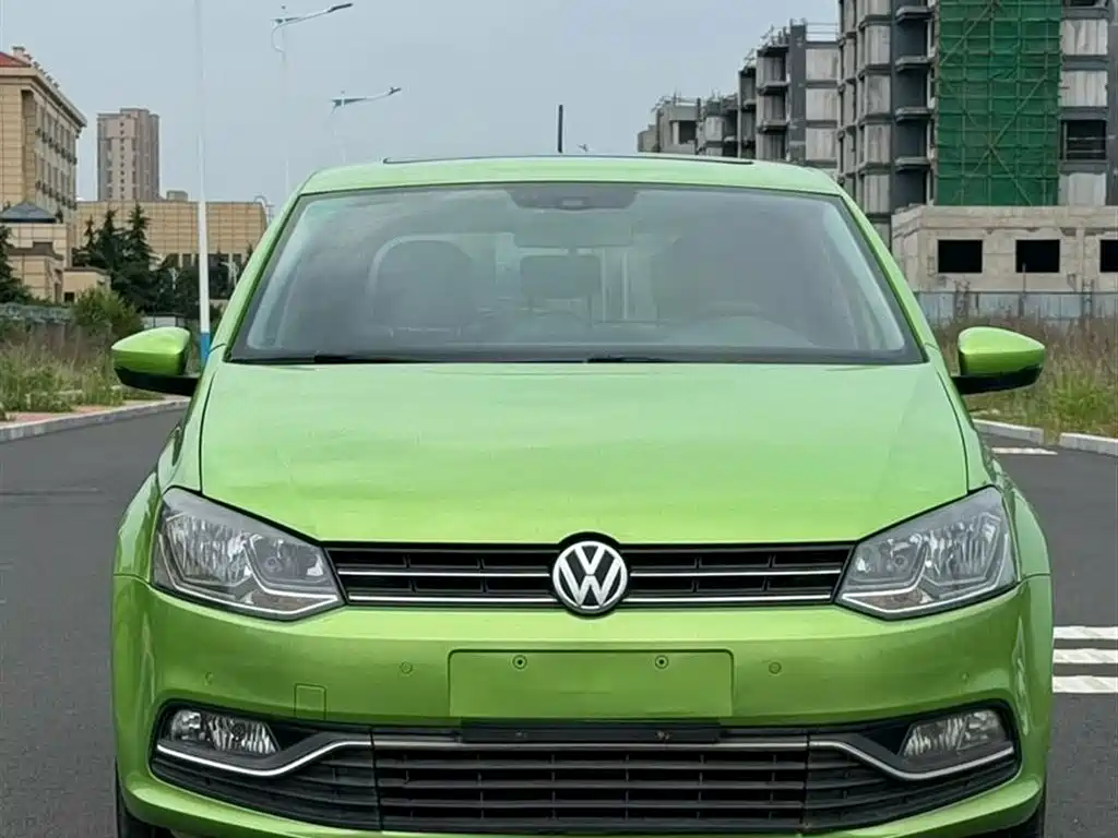 Volkswagen Polo 2015 — фото 2