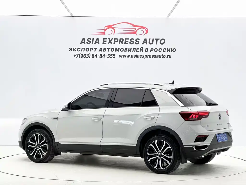 Volkswagen T-Roc 2023 — фото 6