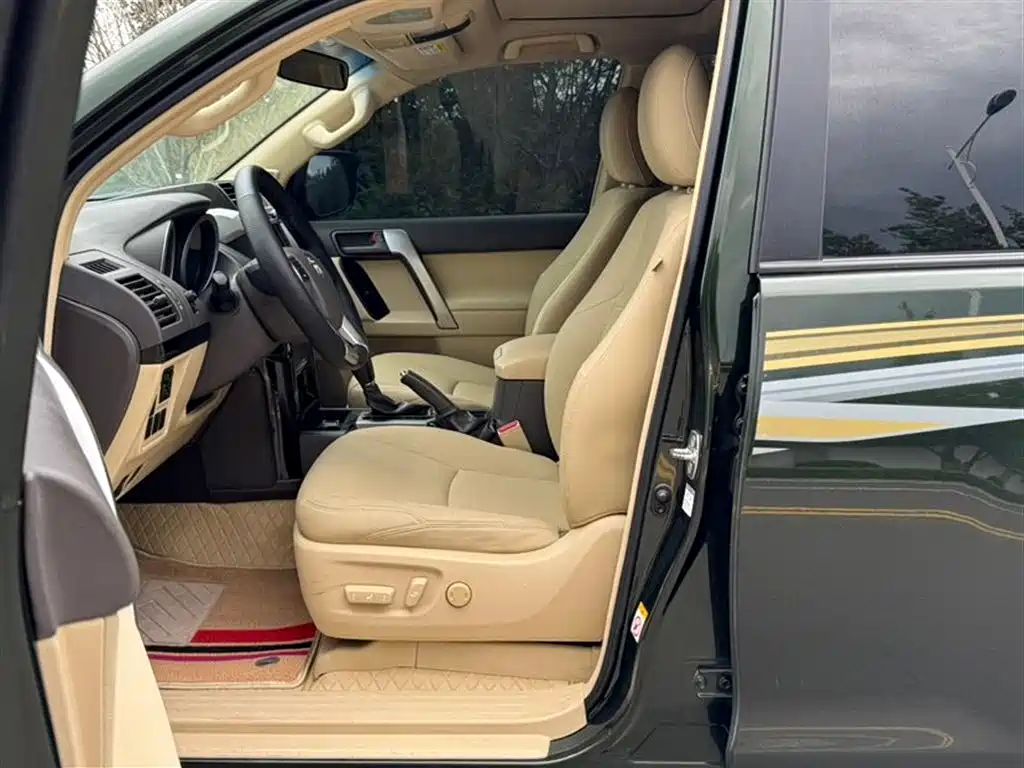 Toyota Prado 2015 — фото 4
