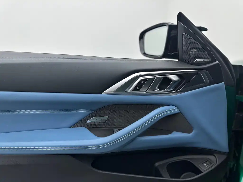 BMW M4 2025 — фото 10