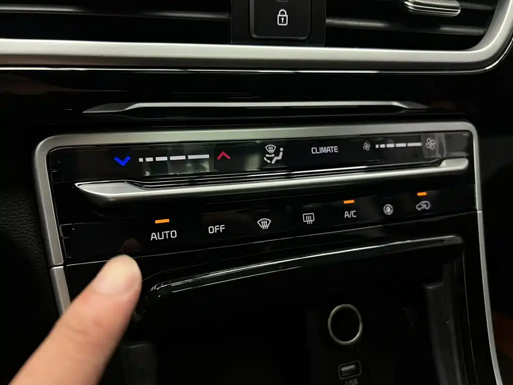 Kia KX3 Proud Running 2022