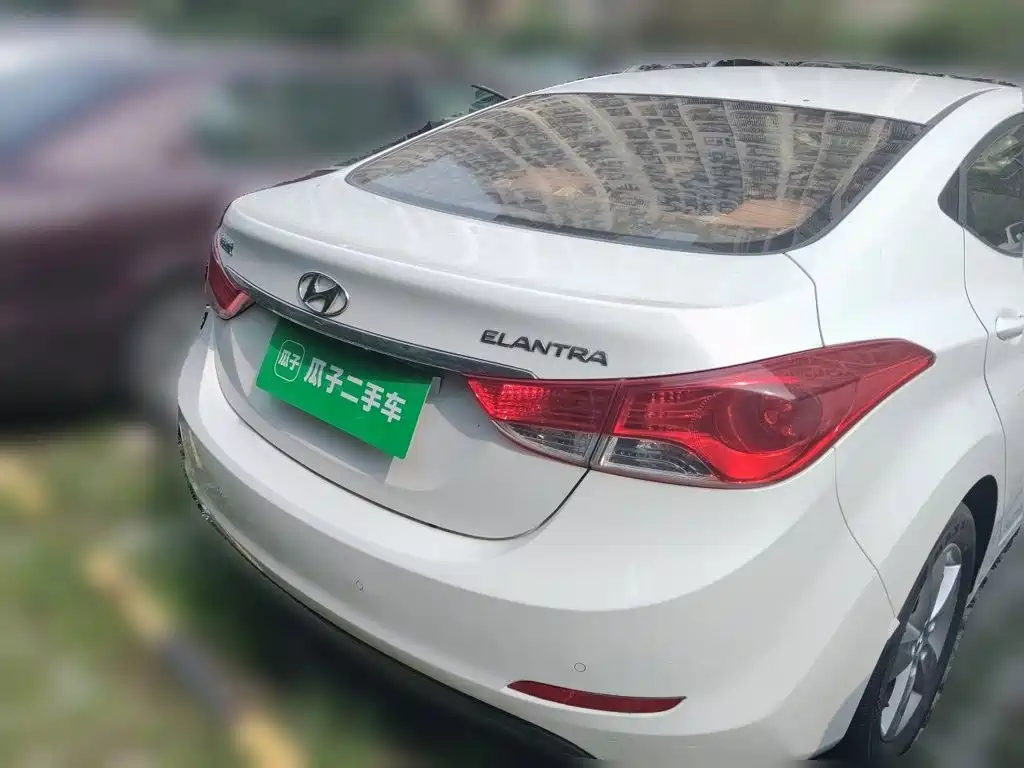 Hyundai Elantra 2014