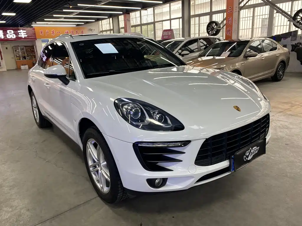Porsche Macan 2018 — фото 3