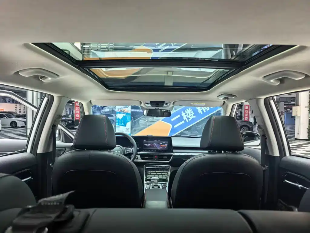 Kia KX3 Proud Running 2022
