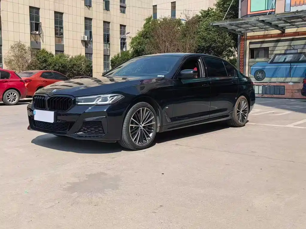 BMW 5 Series 2023