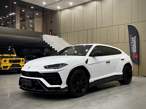 Lamborghini Urus 2020