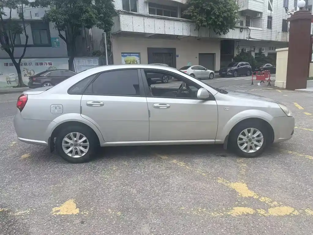 Buick Excelle 2013