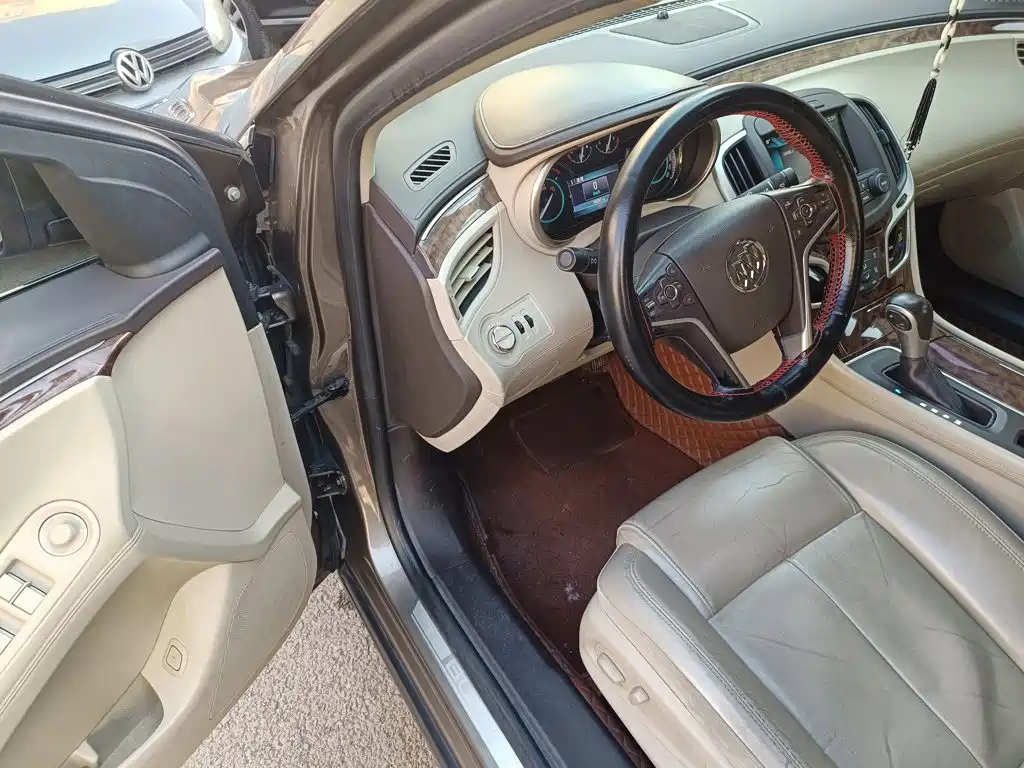 Buick LaCrosse 2015 — фото 13