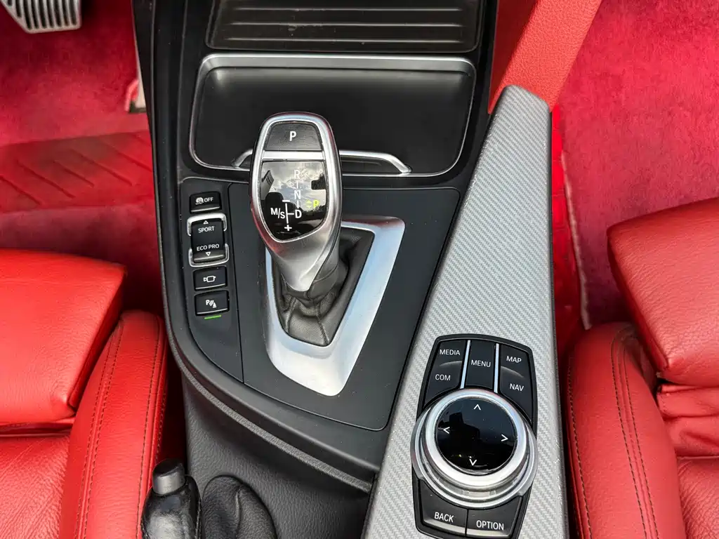 BMW 4 Series 2018 — фото 16