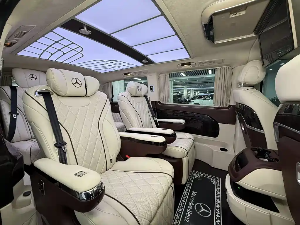 Mercedes-Benz Vito 2022 — фото 14