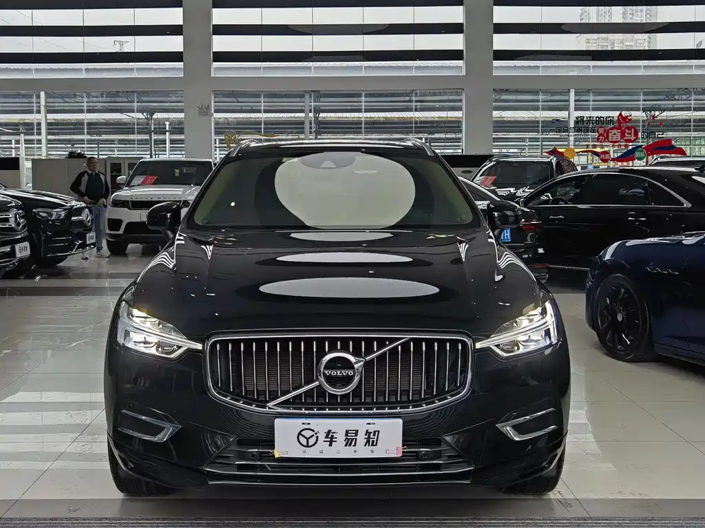 Volvo XC60 2020 — фото 2