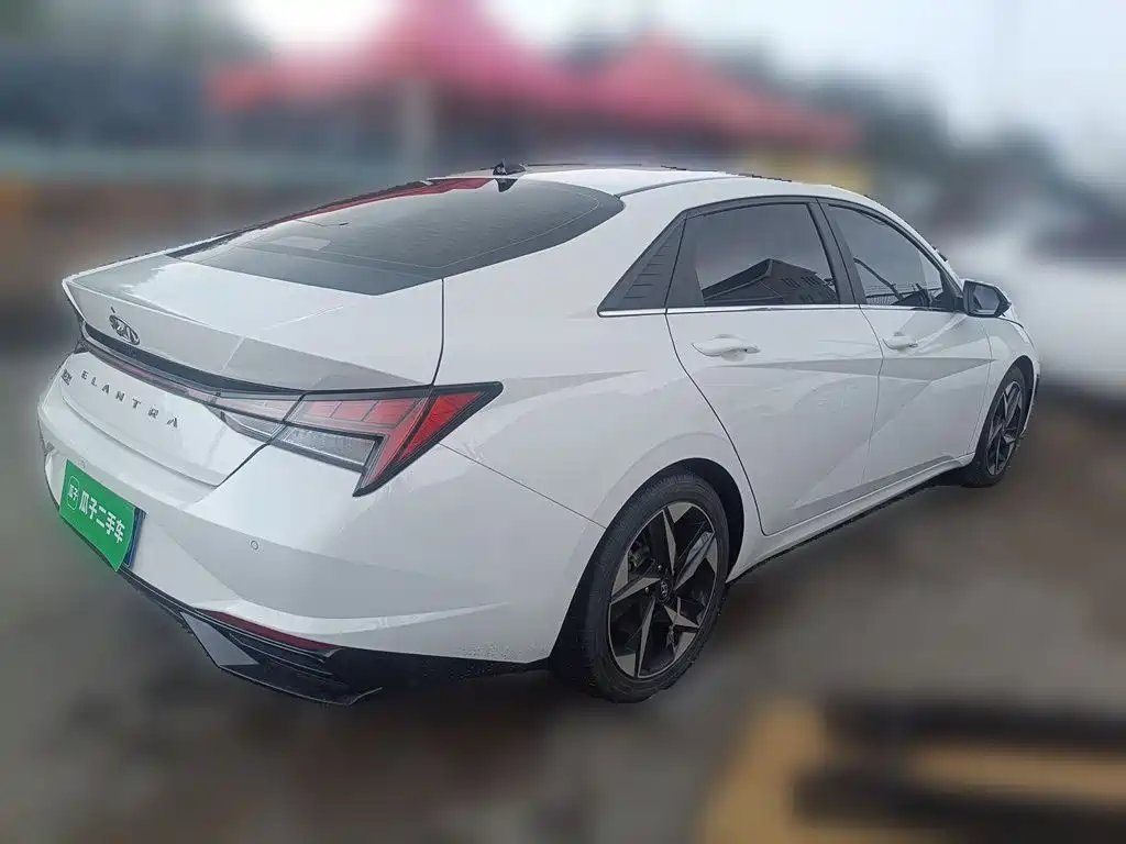 Hyundai Elantra 2023
