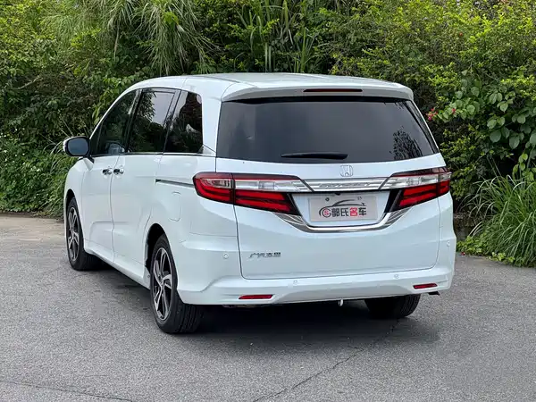 Honda Odyssey 2016