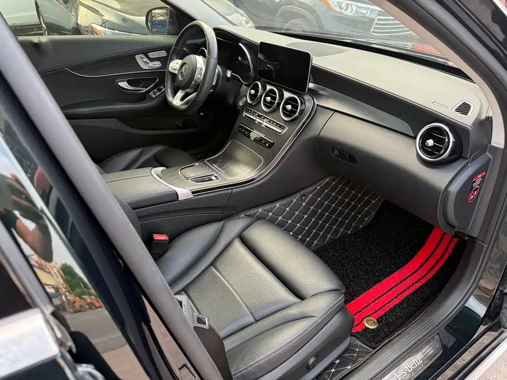 Mercedes-Benz C-Class 2021 — фото 18