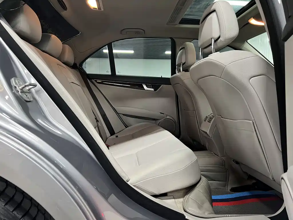 Mercedes-Benz C-Class 2013 — фото 10