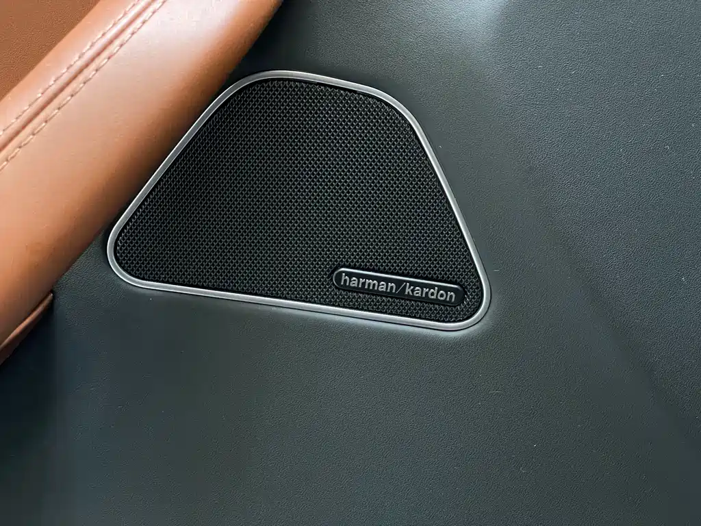 Maserati Levante 2017 — фото 20