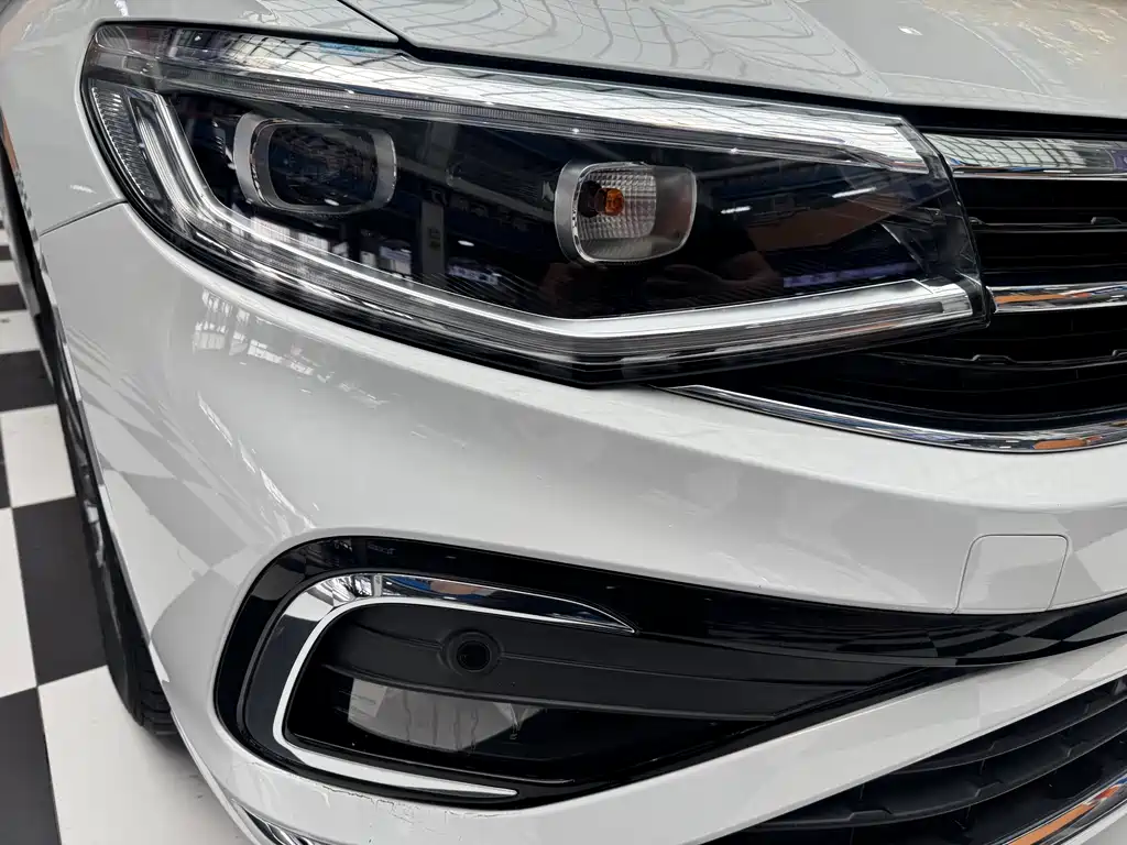 Volkswagen Bora 2023
