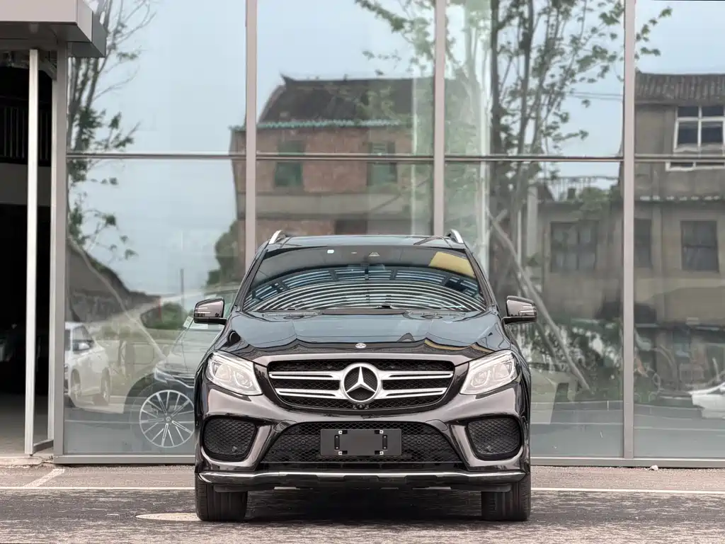 Mercedes-Benz GLE 2019 — фото 2