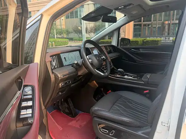 GAC Trumpchi M8 2024