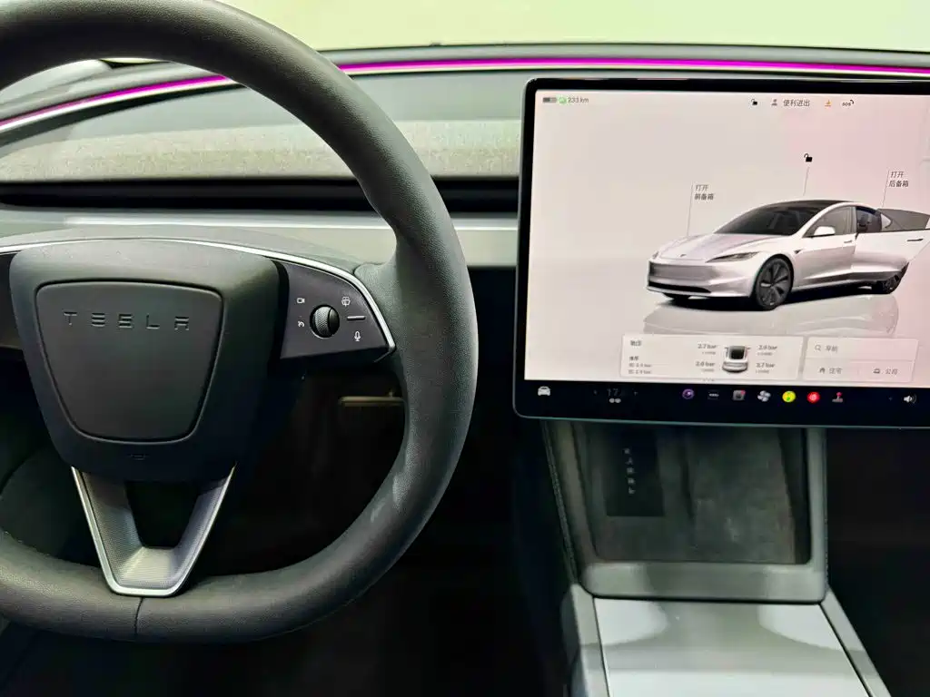 Tesla Model 3 2024 — фото 19