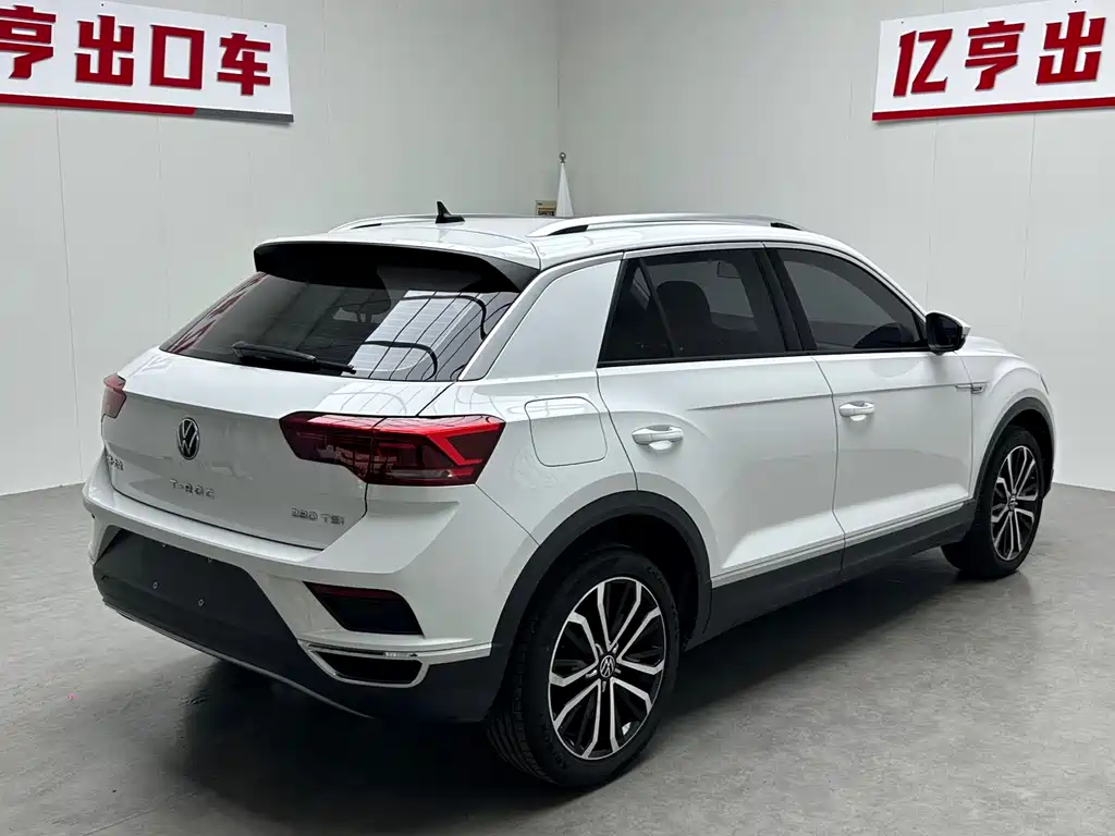 Volkswagen T-Roc 2021 — фото 17