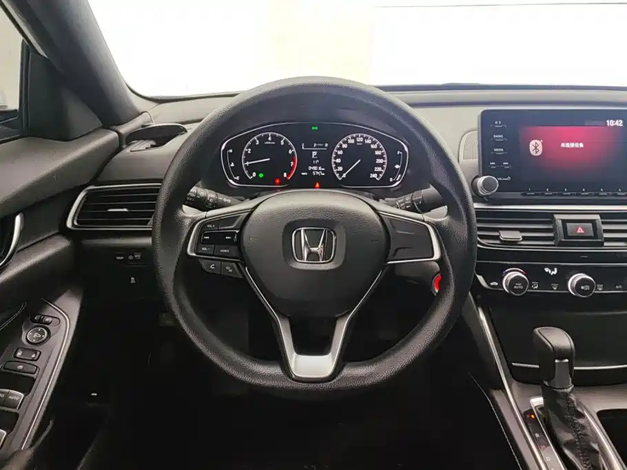 Honda Inspire 2023 — фото 15