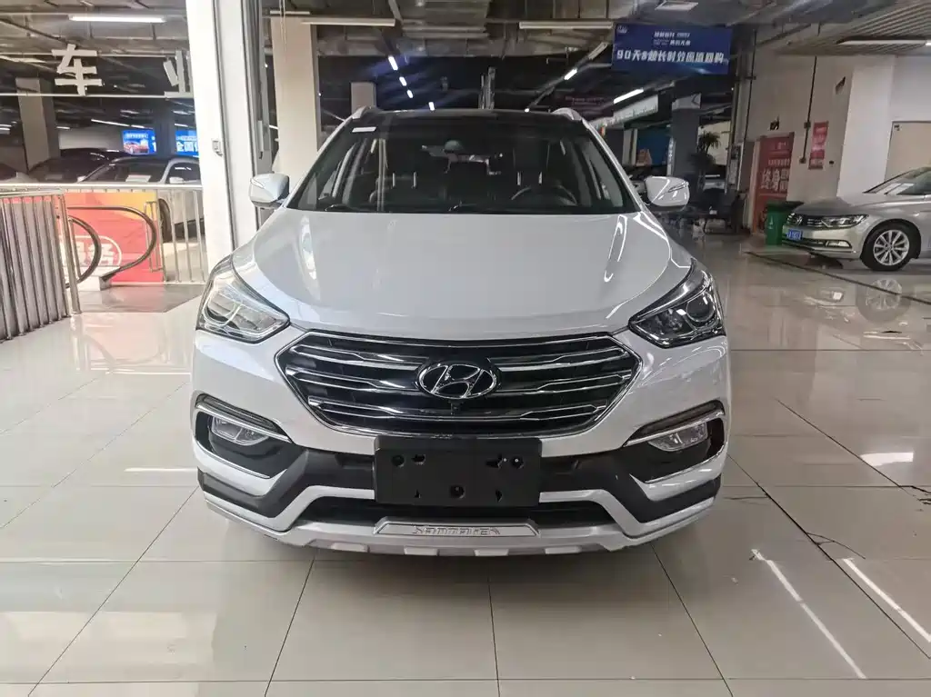 Hyundai Santa Fe 2017 — фото 2