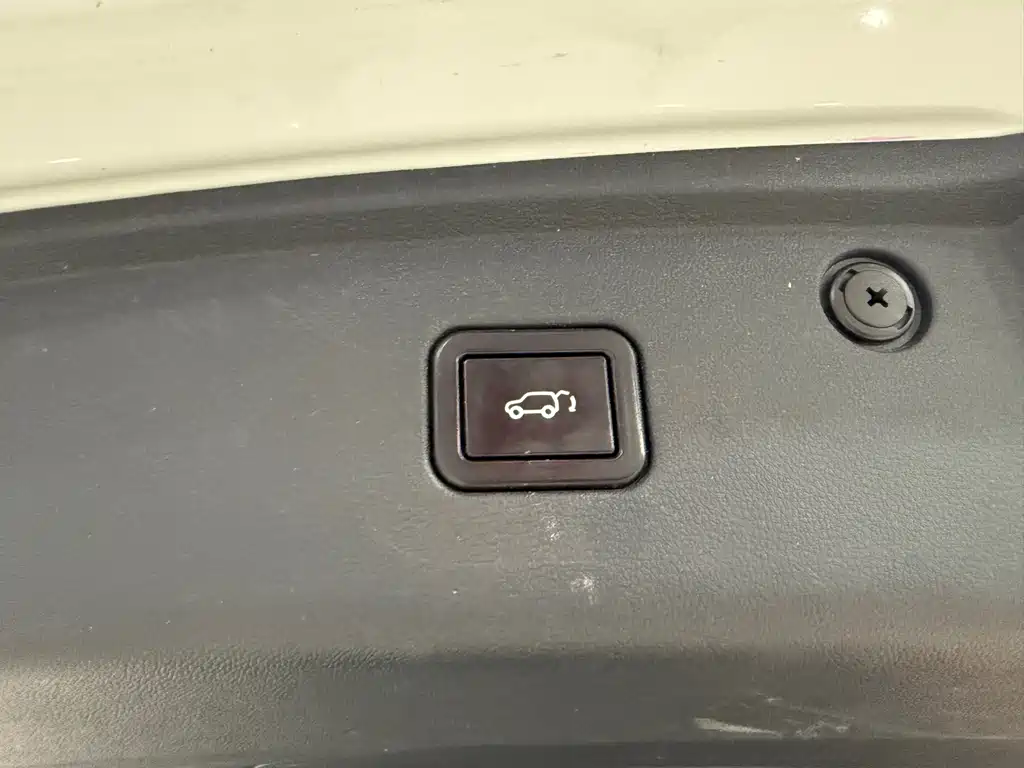 Changan CS75 PLUS 2021 — фото 17
