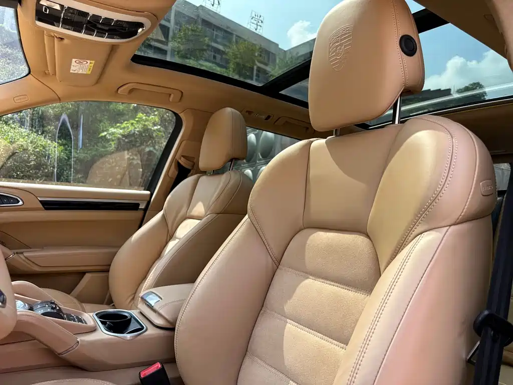 Porsche Cayenne 2017 — фото 17