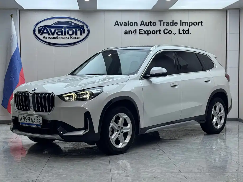 BMW X1 2023 — фото 1