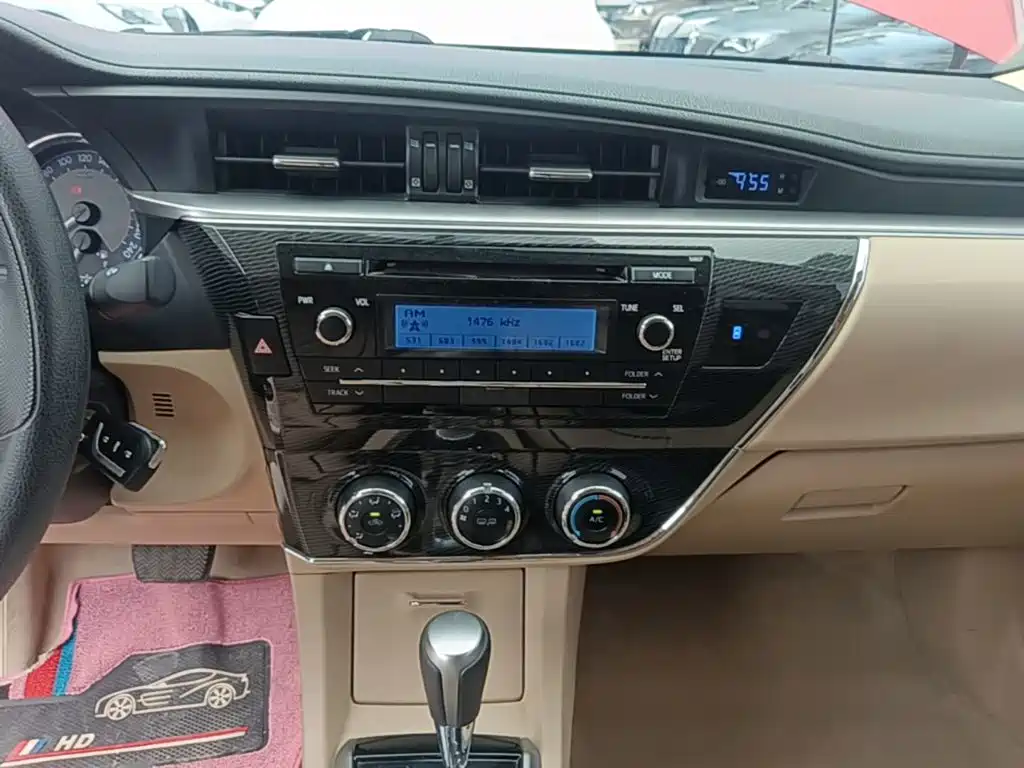 Toyota Corolla 2016 — фото 13