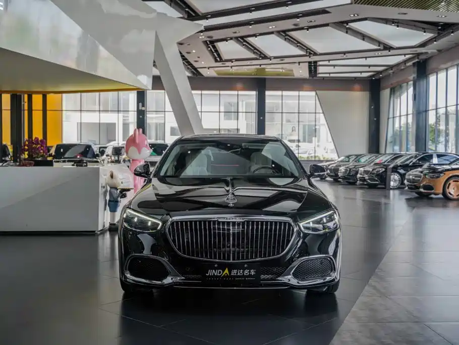 Mercedes-Benz Maybach S-Class 2023