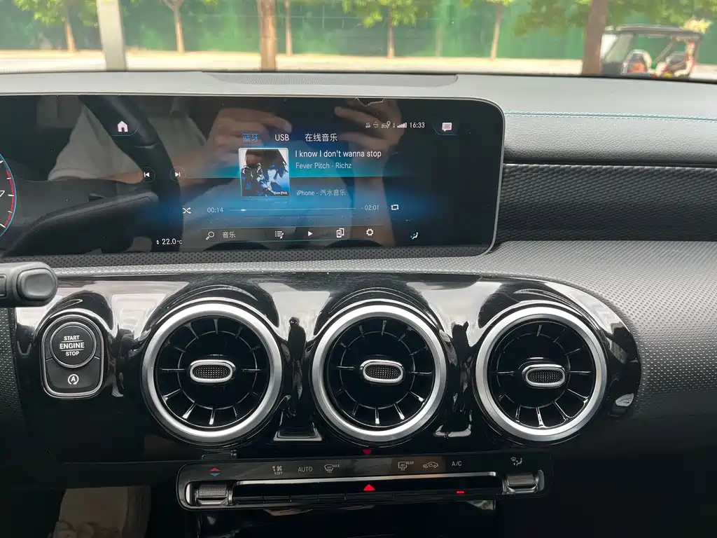 Mercedes-Benz A-Class 2020 — фото 15