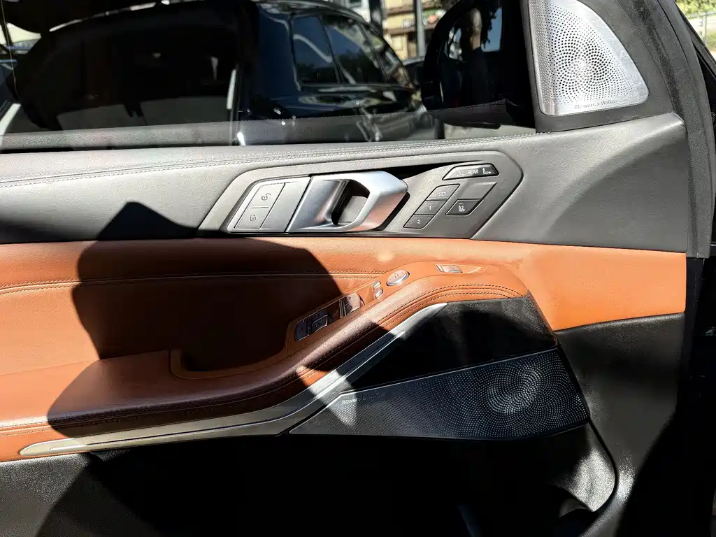 BMW X7 2022 — фото 15