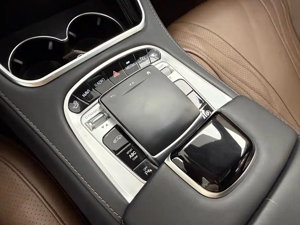 Mercedes-Benz S-Class 2011 — фото 22