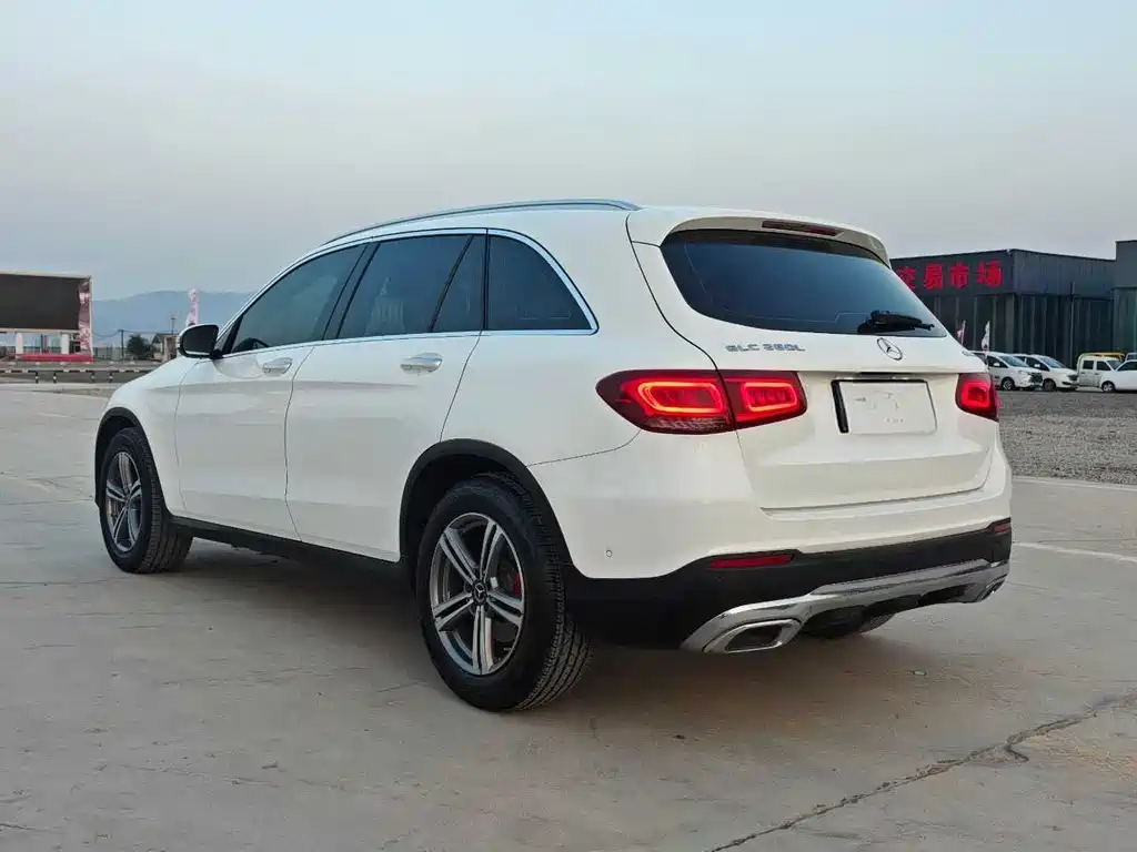 Mercedes-Benz GLC 2021