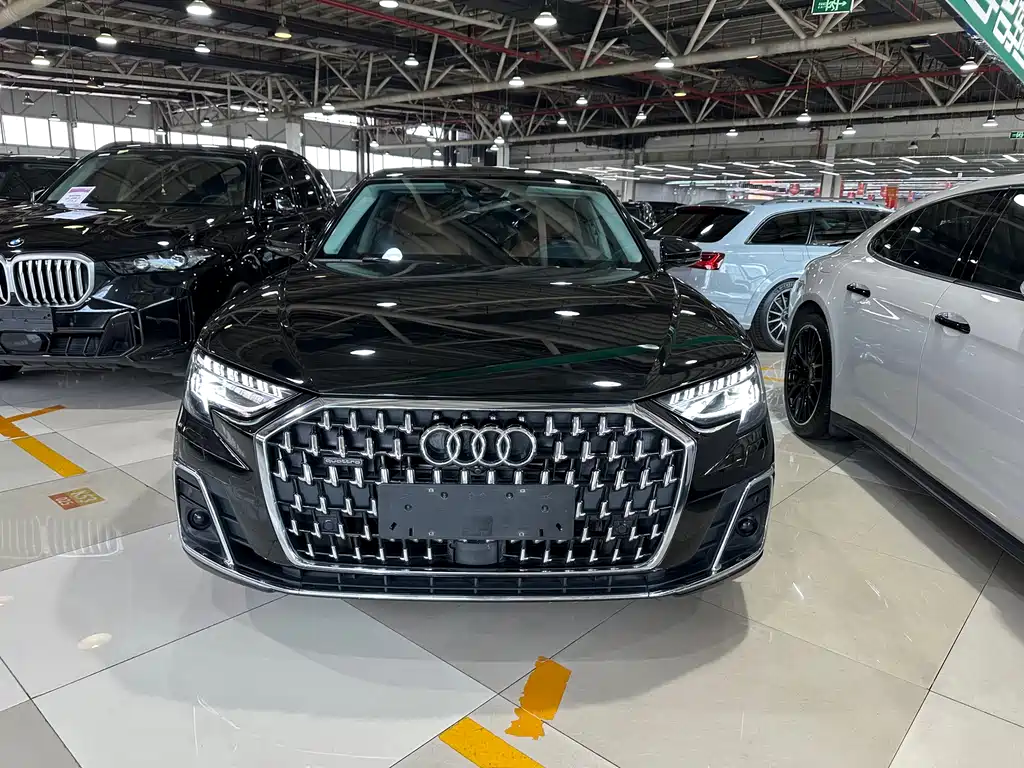 Audi A8 2024