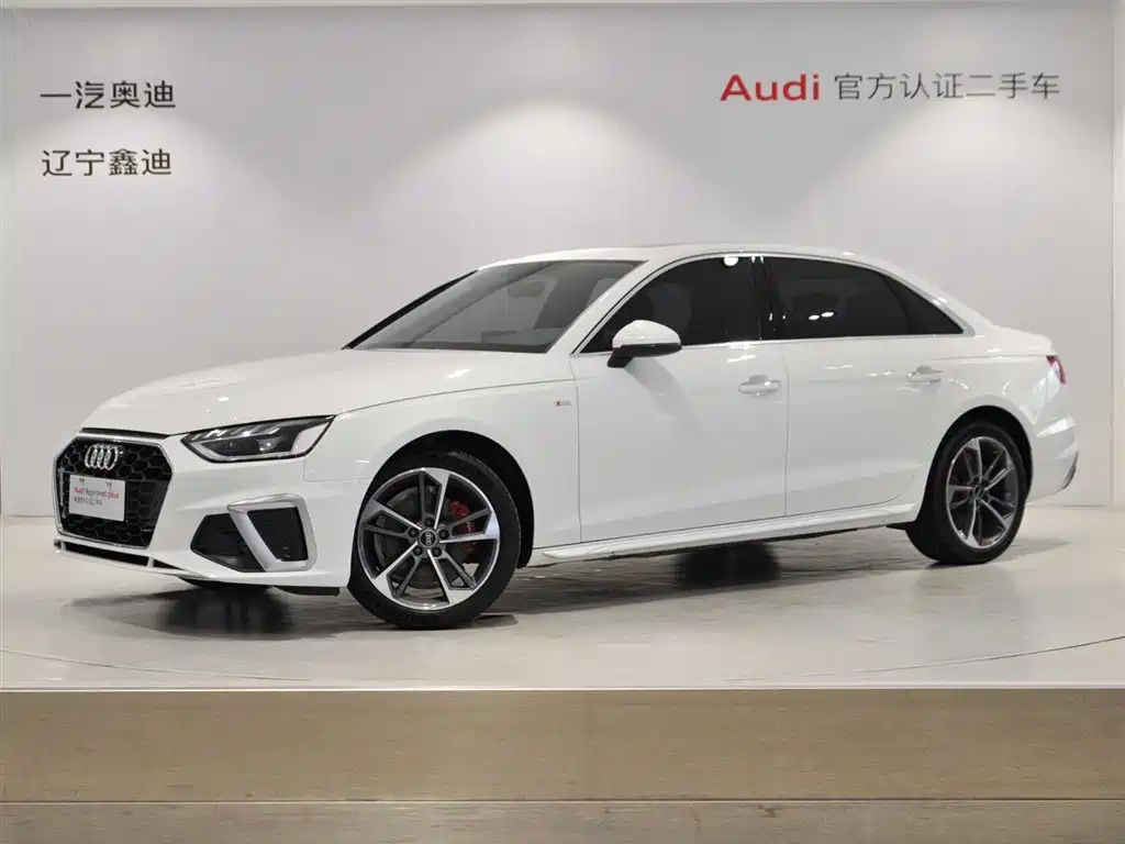 Audi A4L 2024 — фото 1