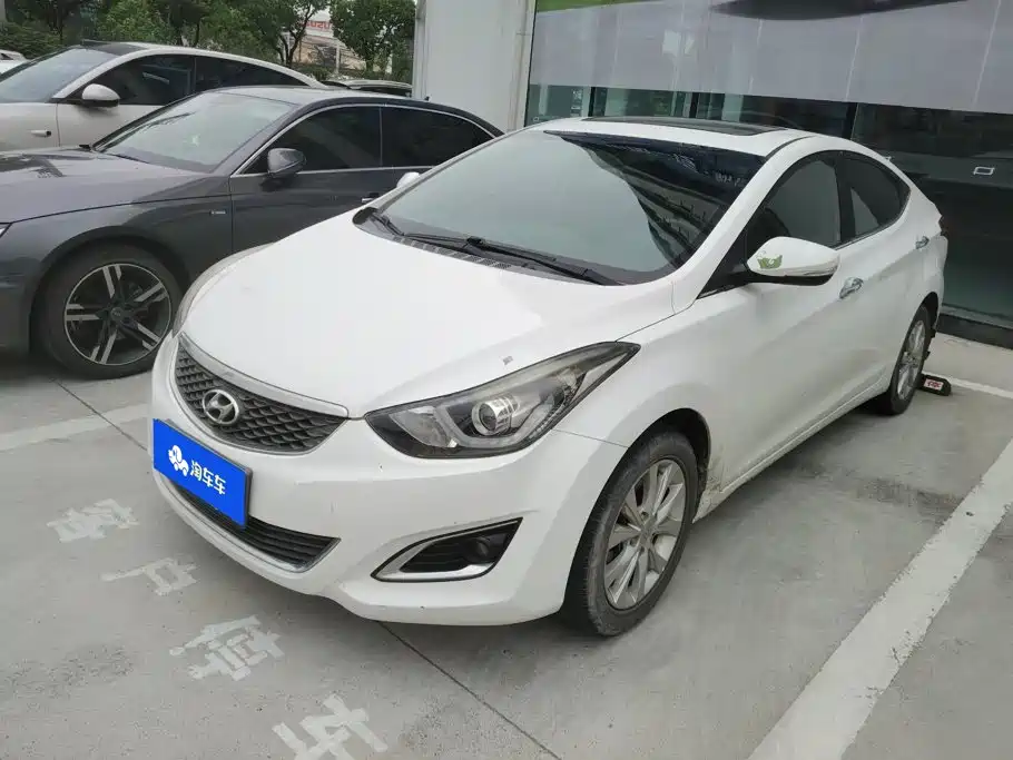 Hyundai Elantra 2016
