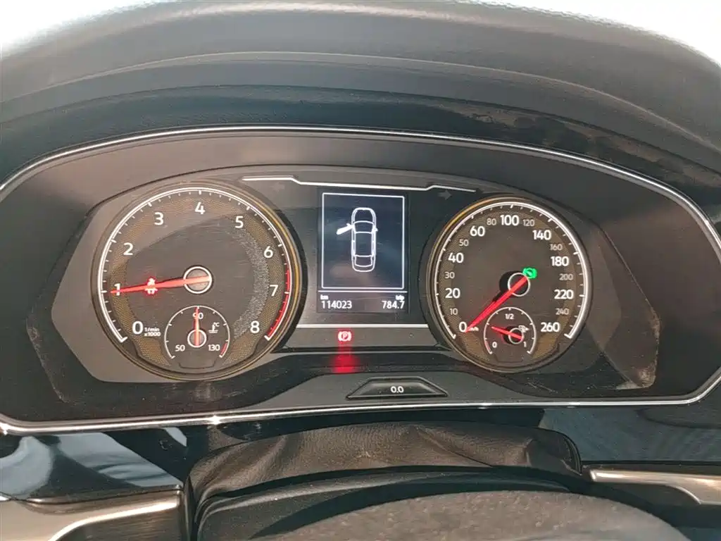 Volkswagen Passat 2019 — фото 12