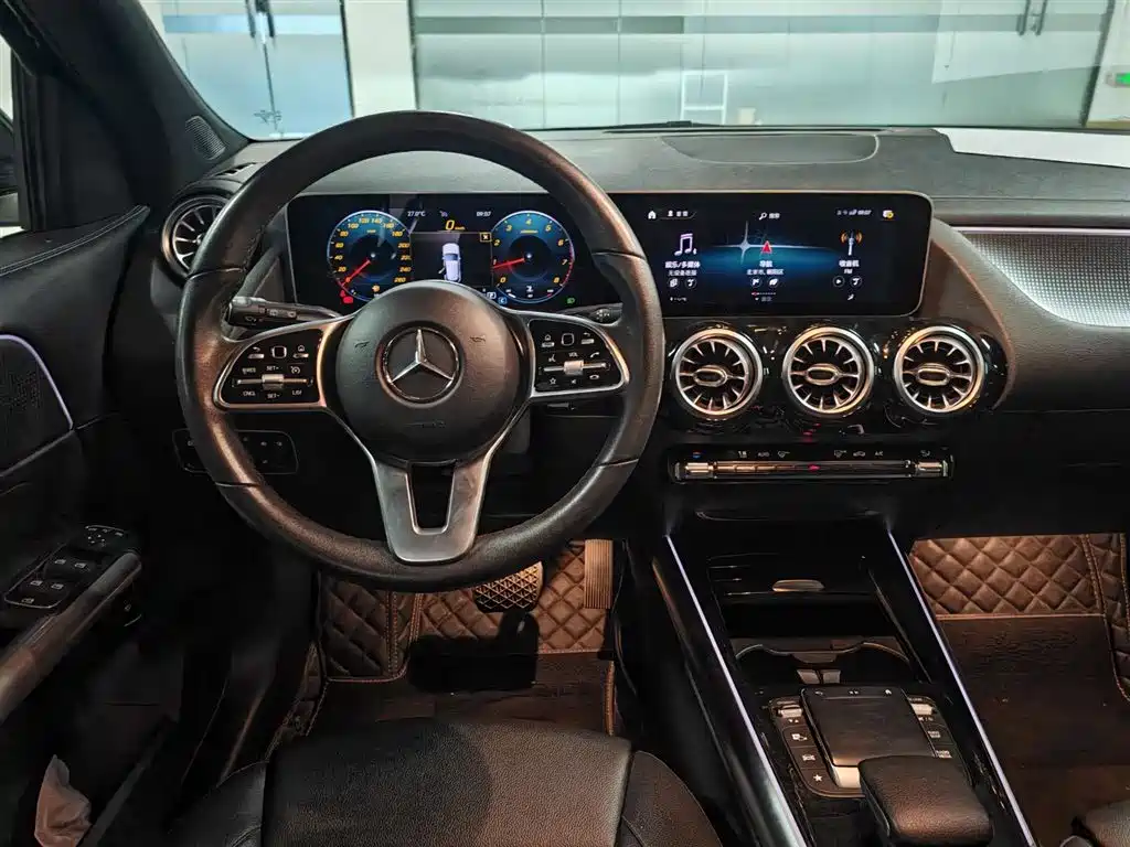 Mercedes-Benz GLA 2020 — фото 10